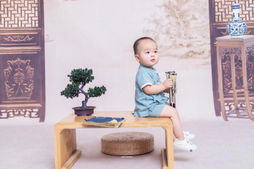 樟树宝宝几个月翻身才正常